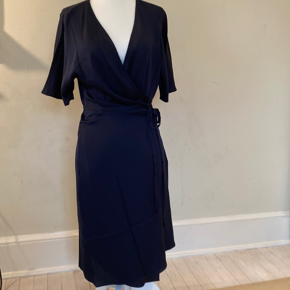 NWT Quince navy washable silk/spandex wrap dress Size XL